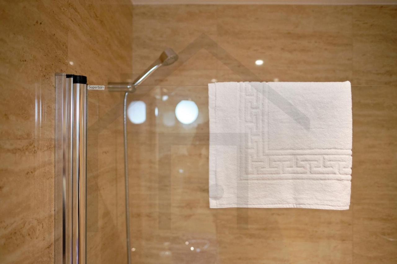 Apartamento Candelaria - Lujo A Un Paso Del Centro Oviedo Esterno foto