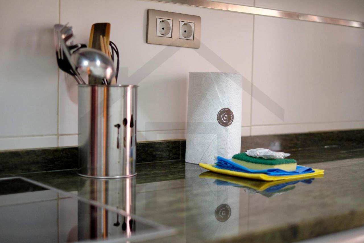Apartamento Candelaria - Lujo A Un Paso Del Centro Oviedo Esterno foto